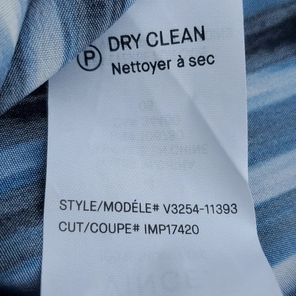 NWT Vince Silk Shibori Tie Dye Blouse Blue White Size 4 - Picture 8 of 13